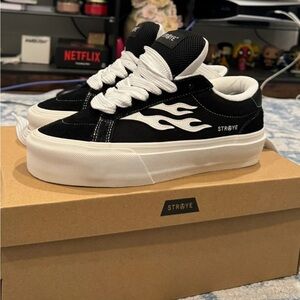 Straye stoper sneakers